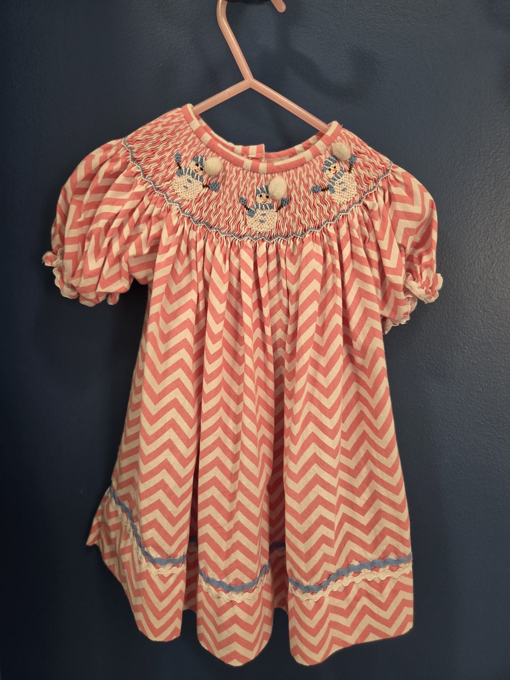 Smocked Chevron Puff-Sleeve Snowman Dress - Pink & White